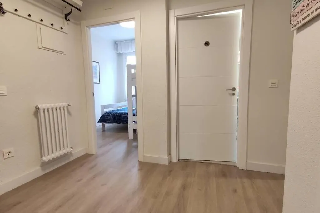 Apartamento Acogedor, céntrico y amplio apartamento! Pamplona Inn 1